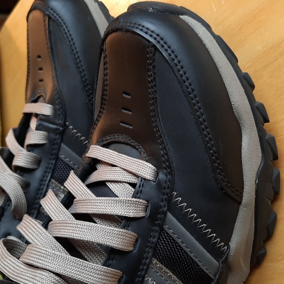 Skechers Hendrick-Delwood Mens Casual Relaxed Fit Athletic Shoe very nice! New! - Picture 10 of 10